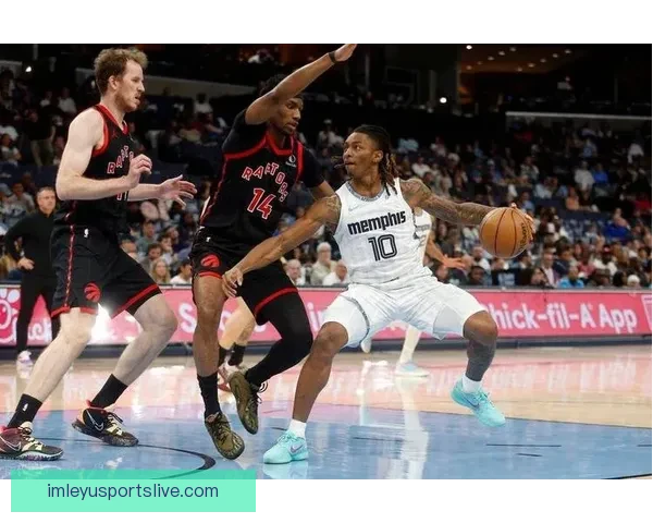 猛龙32分大胜横扫灰熊追平76人 巴雷特25分英格拉姆全能表现杰克斯空砍30分